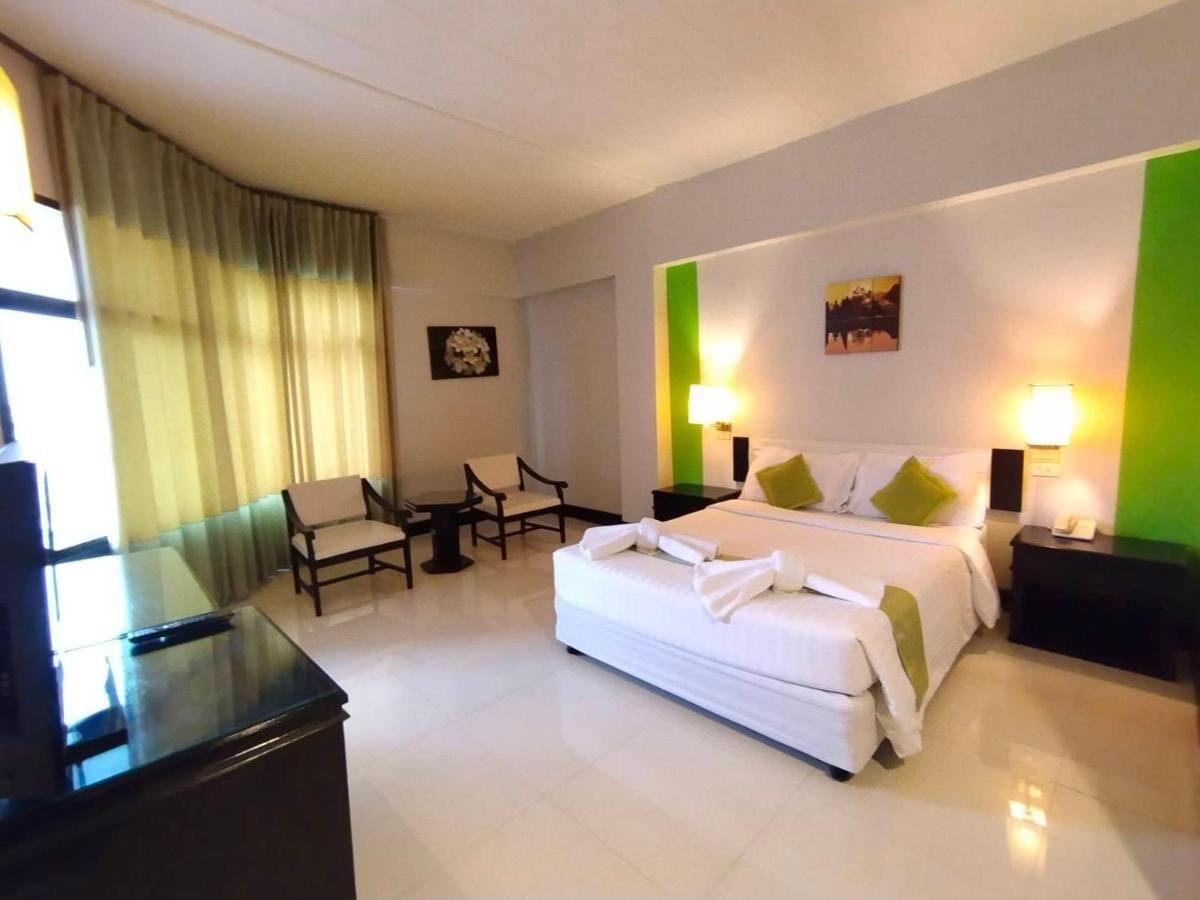 Asawann Hotel Nong Khai Bagian luar foto