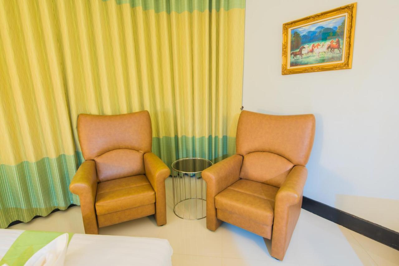Asawann Hotel Nong Khai Bagian luar foto