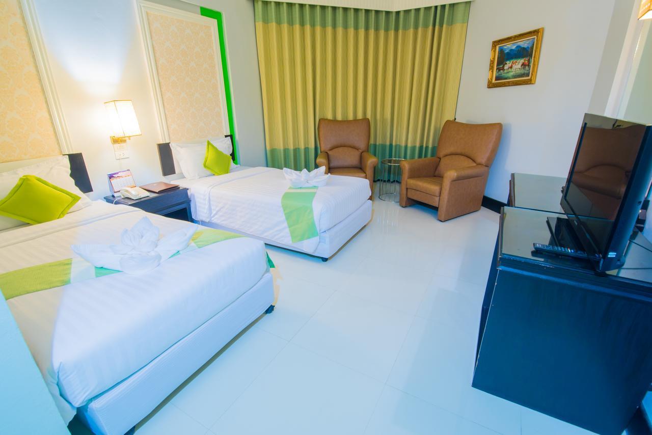 Asawann Hotel Nong Khai Bagian luar foto